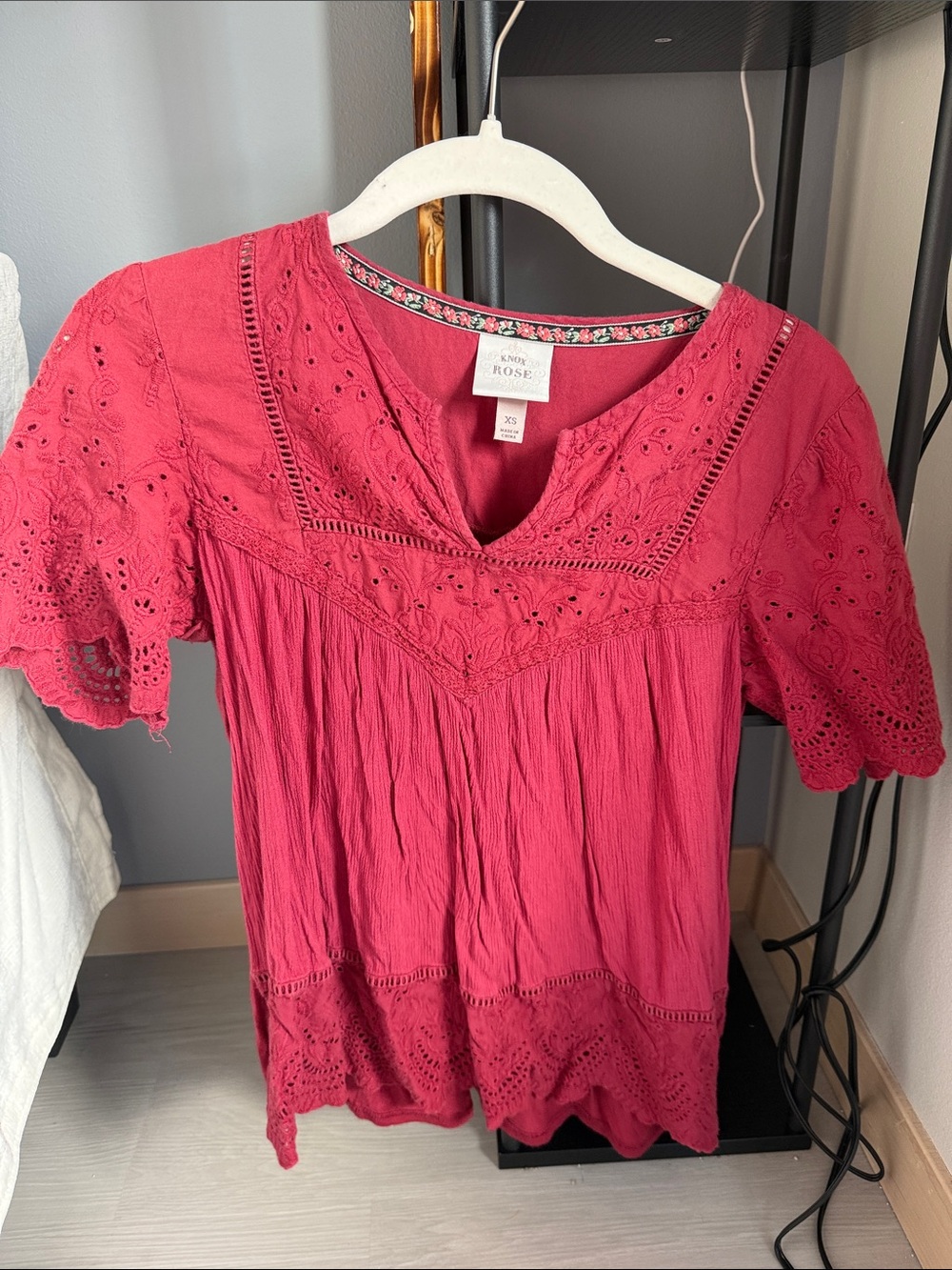 Knox Rose Raspberry Eyelet Peasant Blouse